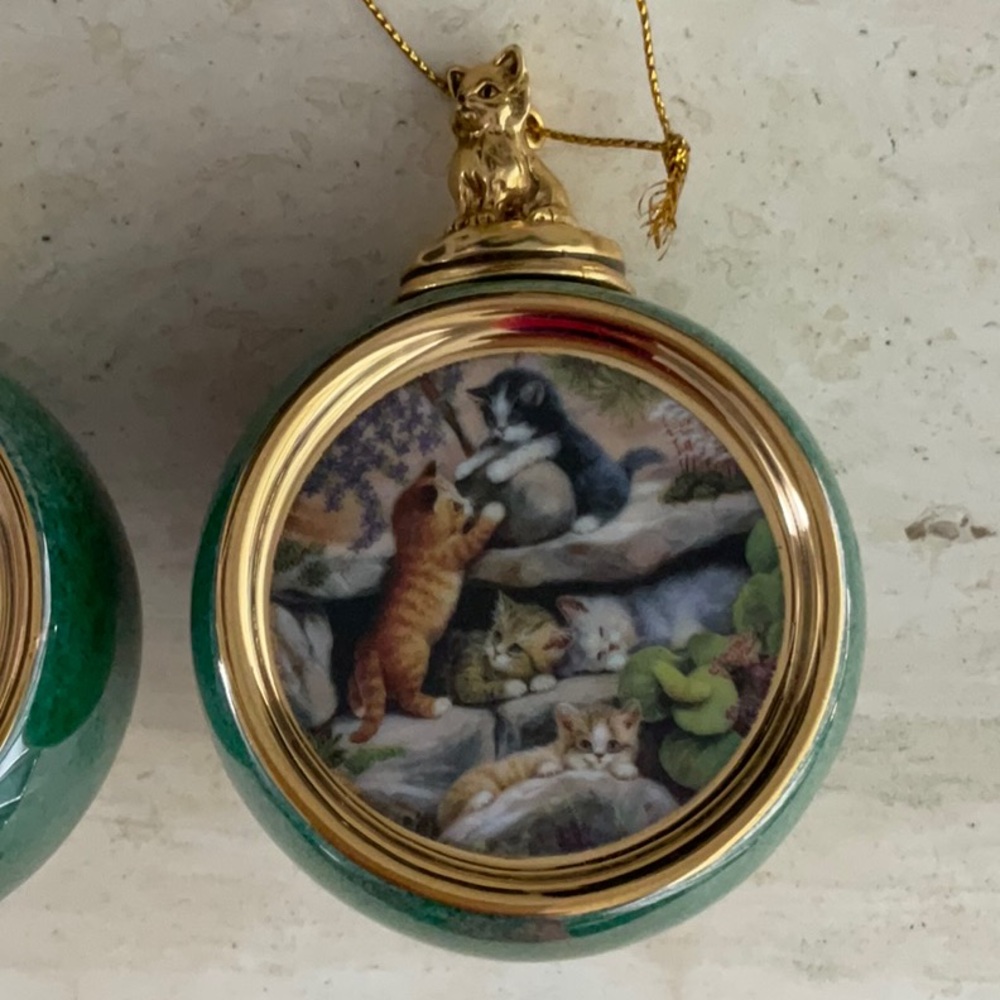 Vintage Bradford Editions Kitten Expeditions Ornaments 1998 Christmas Ornament - Picture 3 of 10